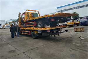 新密同城汽车补胎